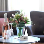 Hus Op De Diek 4* Böhl
