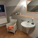 Hus Op De Diek 4*