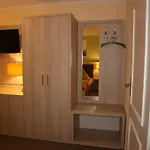 Hus Op De Diek 4* Böhl