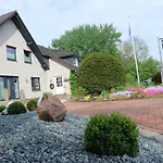 Hus Op De Diek Pensionat Böhl