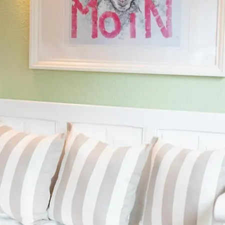 Hus Op De Diek Konukevi 4*