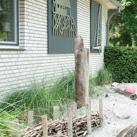 Hus Op De Diek Konukevi 4*