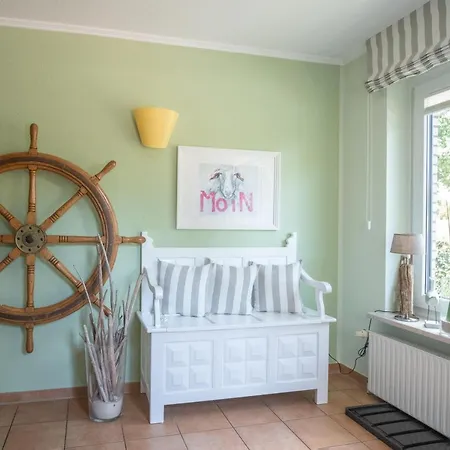 Hus Op De Diek 4* Böhl