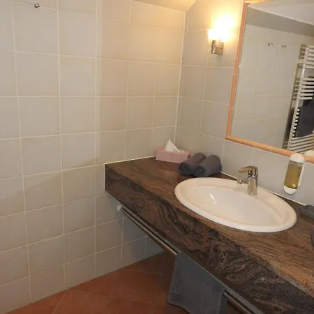 Hus Op De Diek Gasthuis Böhl
