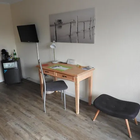 Hus Op De Diek Gasthuis Böhl