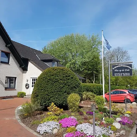 Hus Op De Diek Pensjonat Böhl