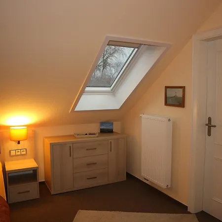 Hus Op De Diek Konukevi 4*