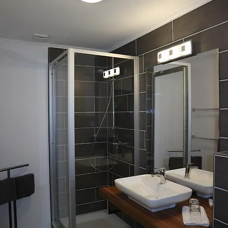 Hus Op De Diek 4* Böhl