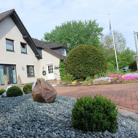 Hus Op De Diek Pensjonat Böhl