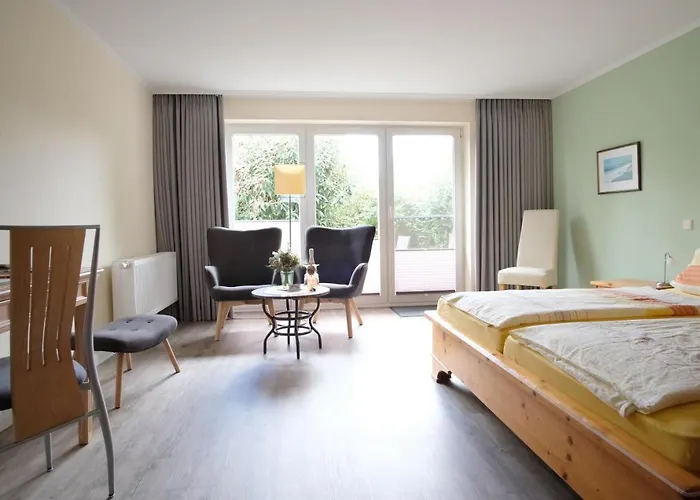 Hus Op De Diek Pensjonat Böhl