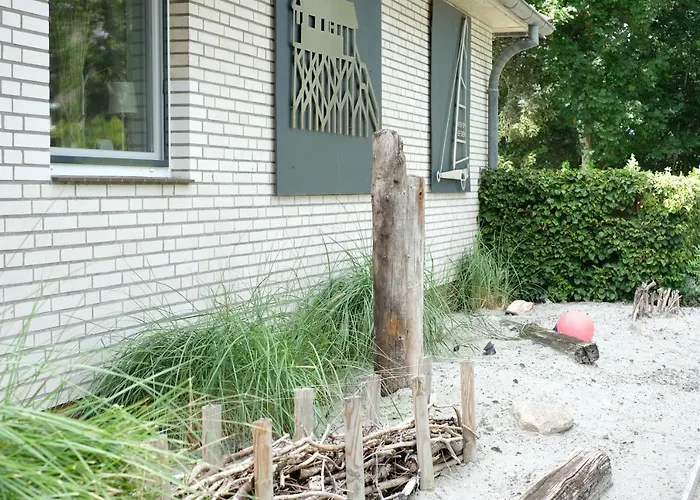 Hus Op De Diek Pensjonat 4*