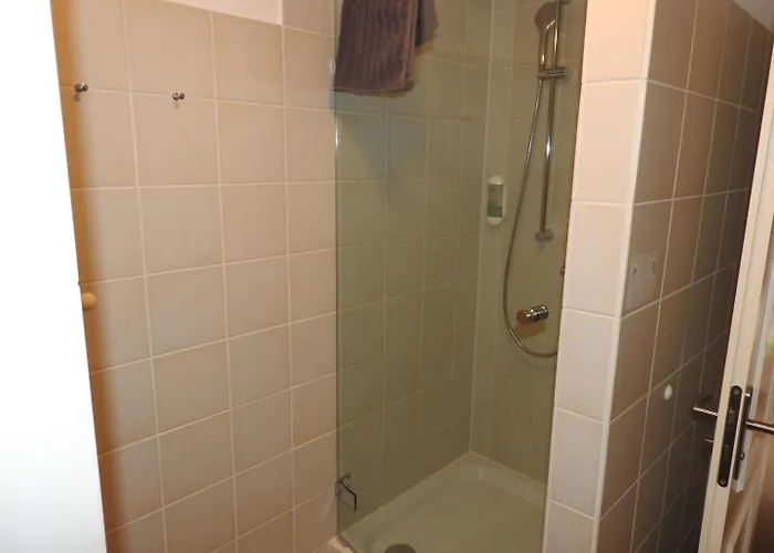 Hus Op De Diek Gasthuis Böhl